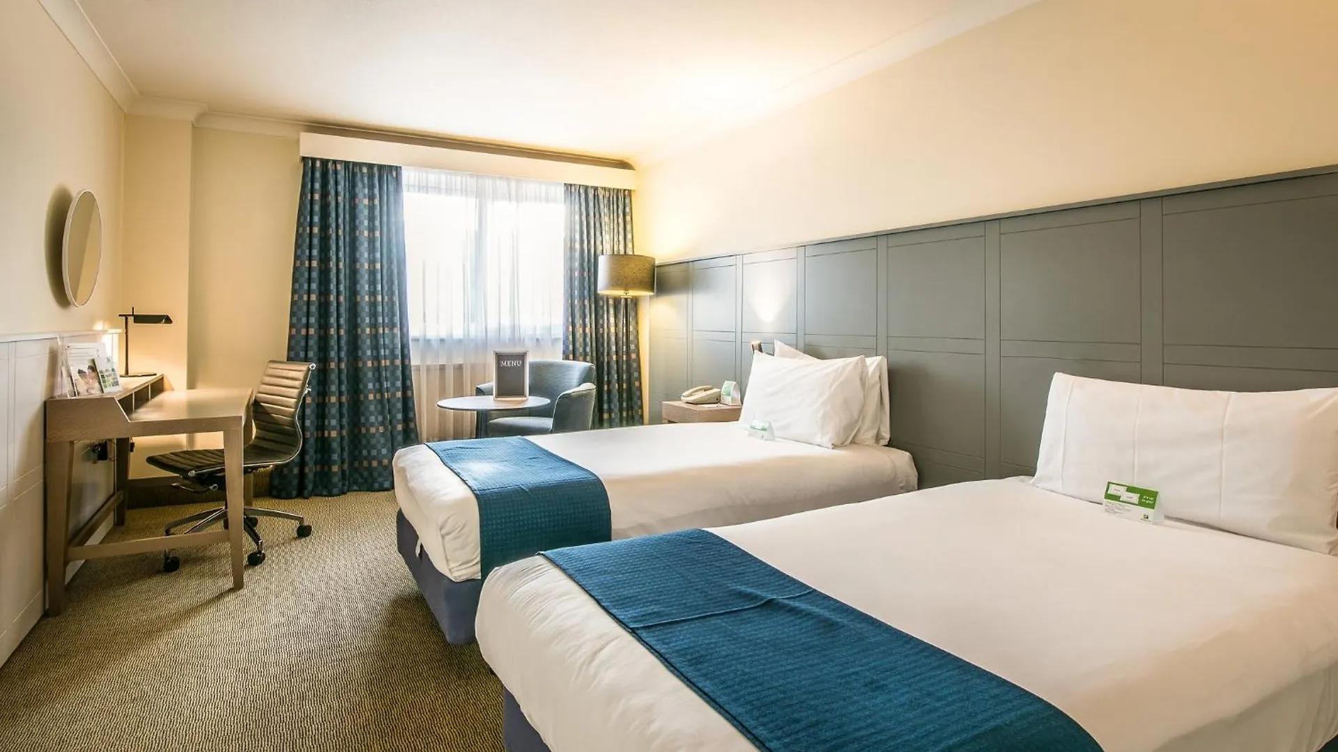 Holiday Inn Cambridge By Ihg Girton  4*, Girton (Cambridgeshire)