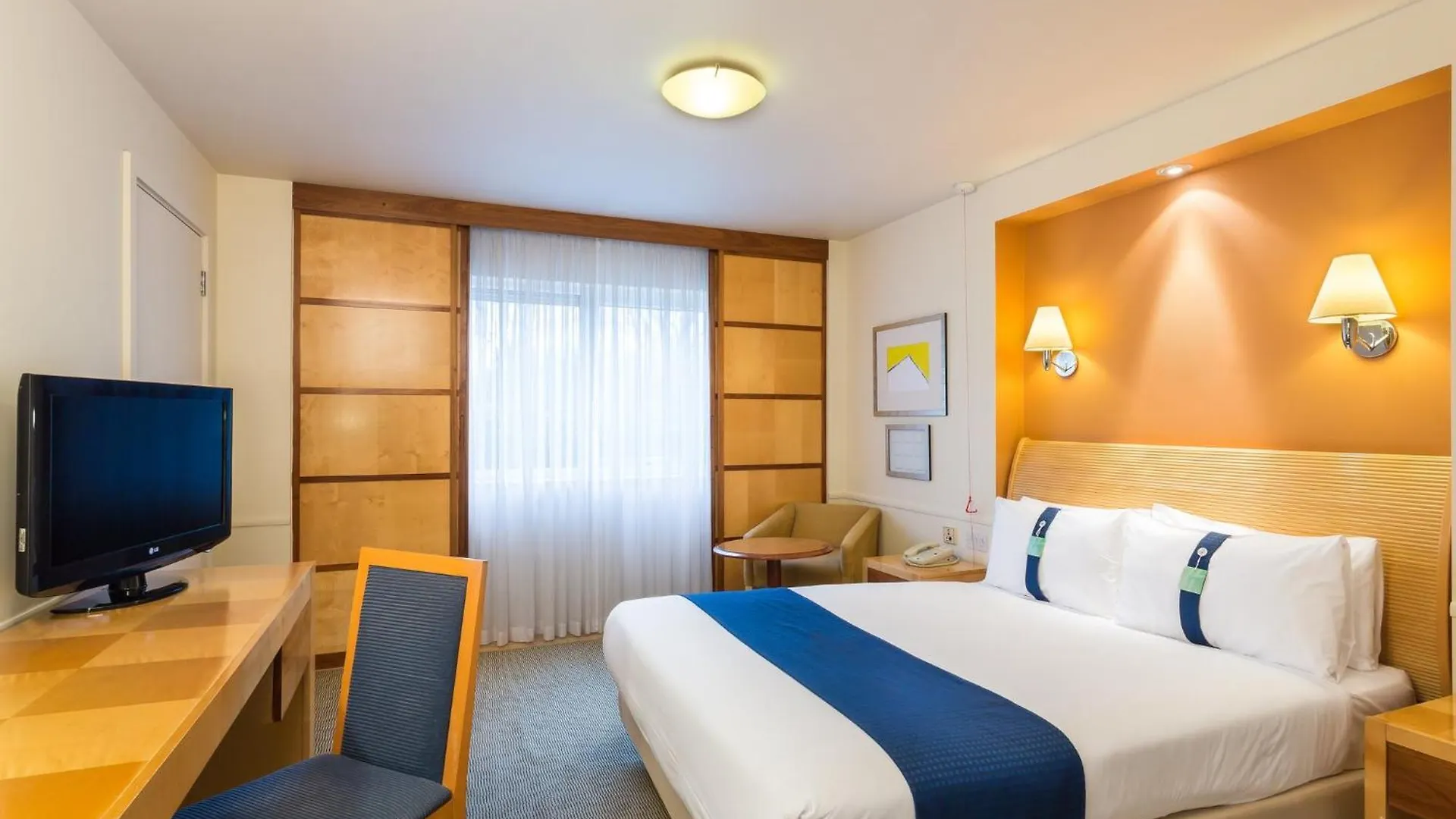 Отель Holiday Inn Cambridge By Ihg Girton