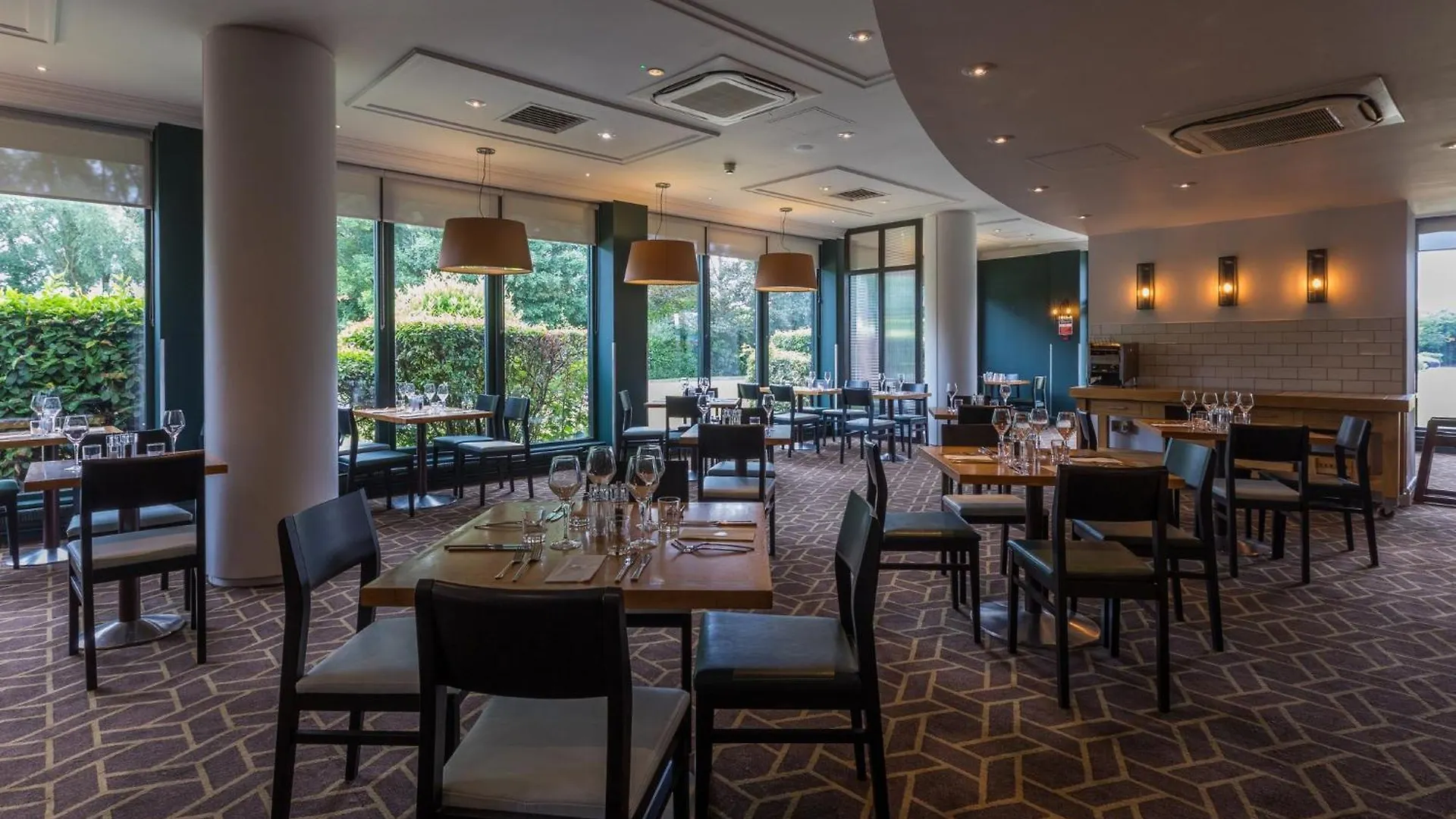 Holiday Inn Cambridge By Ihg Girton  4*, Girton (Cambridgeshire) Великобритания