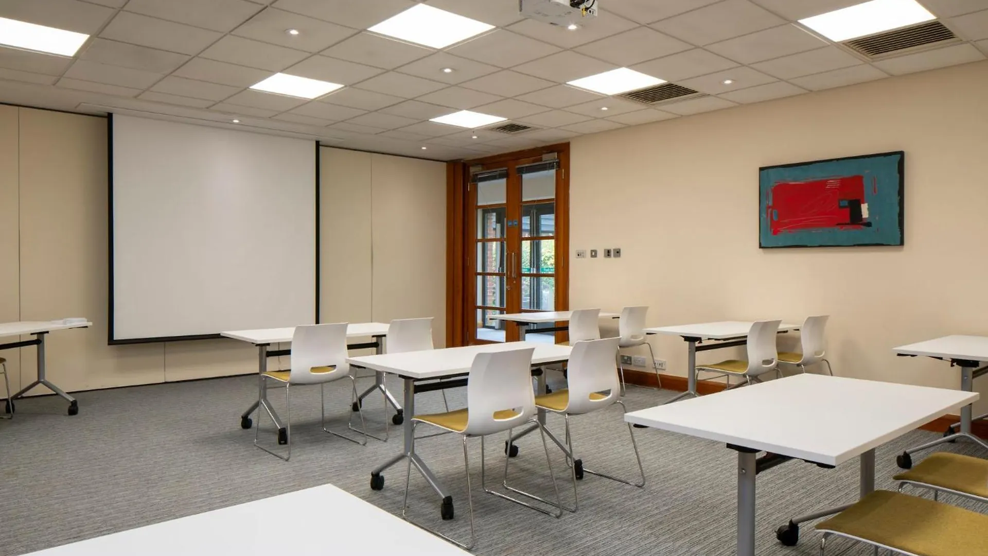 **** Отель Holiday Inn Cambridge By Ihg Girton  Великобритания