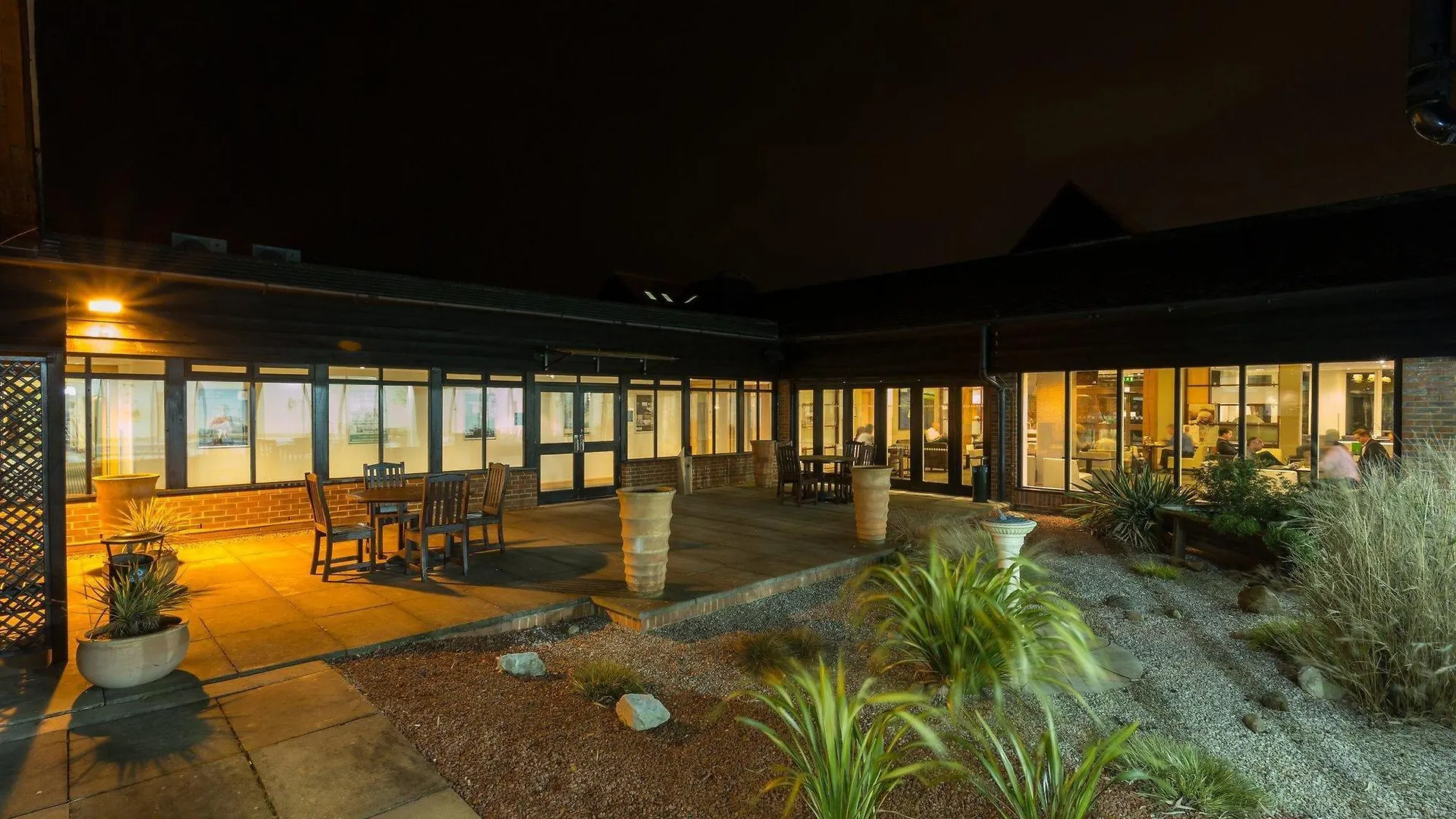 Отель Holiday Inn Cambridge By Ihg Girton