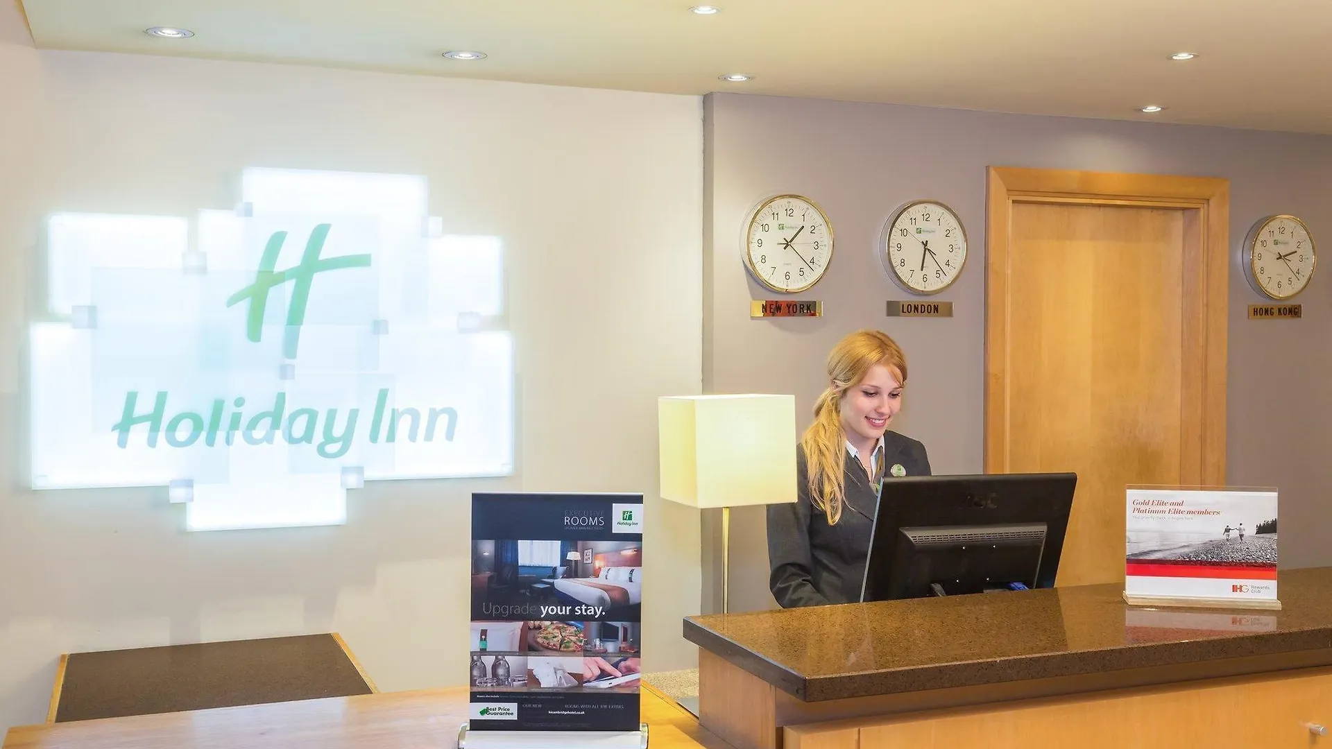 Holiday Inn Cambridge By Ihg Girton  4*, Girton (Cambridgeshire)